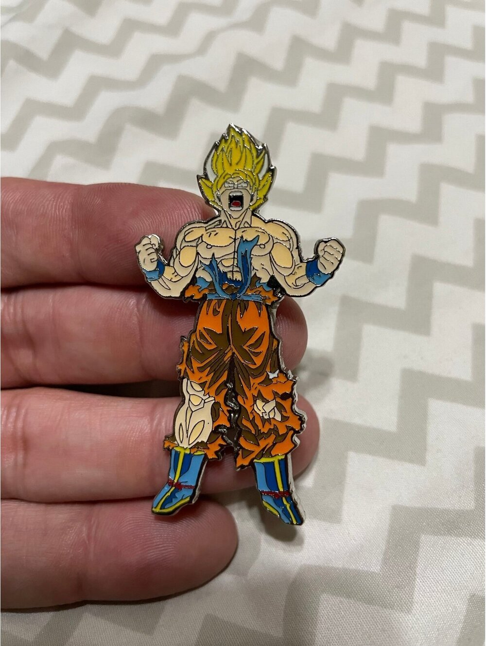 Dragonball Z Goku Super Saiyan anime Pin Enamel